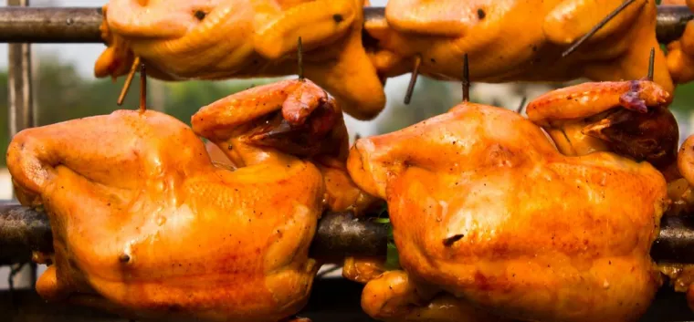 Poulet rôti tournebroche feu de bois, Nice, Boucherie Clémenceau